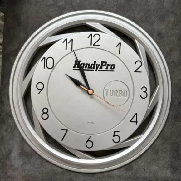 HandyPro Turbo Hubcap 1990’s Wall Clock *Works*