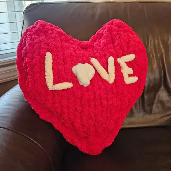 Handmade Knitted Red heart Love Pillow Anniversary Decorative pillow