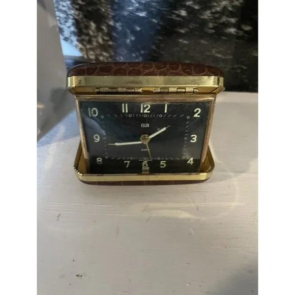 Vintage ELGIN Travel‎ Alarm Clock Black Face Leather Case Windup Japan Works