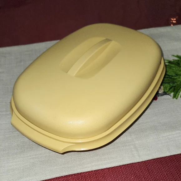 Vintage Tupperware 3-piece microwave steamer in Harvest Gold