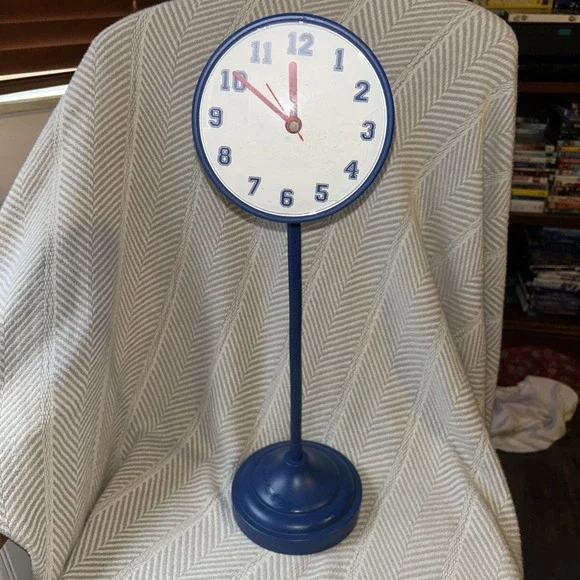 Blue & Red Gooseneck Clock 2002 Unique‎ 21