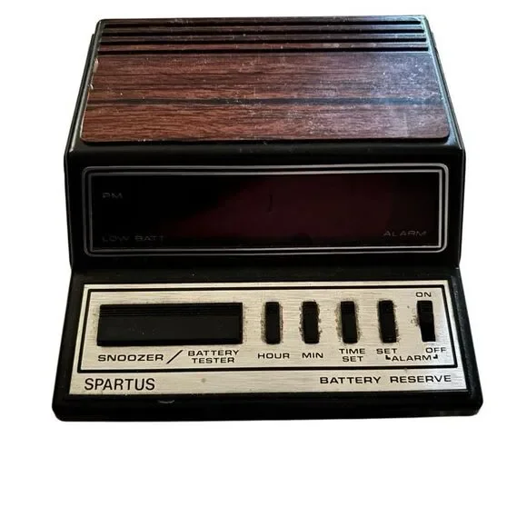 Spartus Model 1104 Vintage Digital Alarm Clock-Works