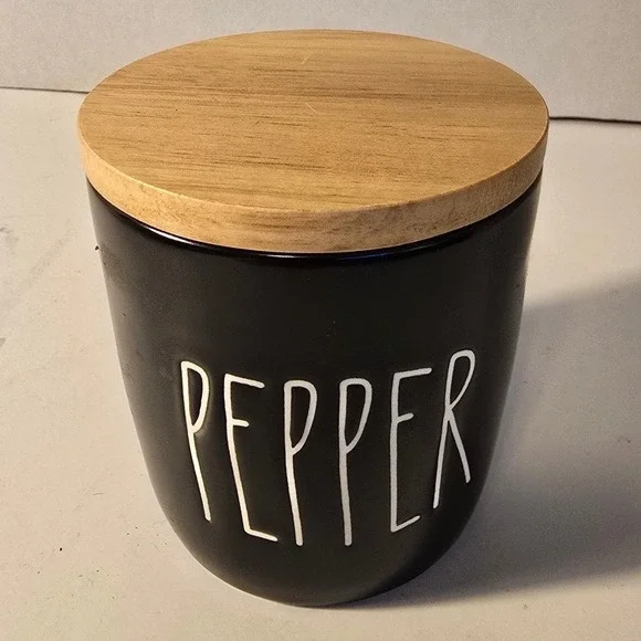 Rae Dunn Artisan Collection Pepper Canister‎ Black Ceramic Wood Lid