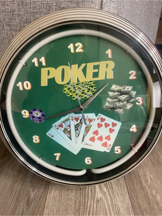 Poker Wall Clock - Green Casino Theme