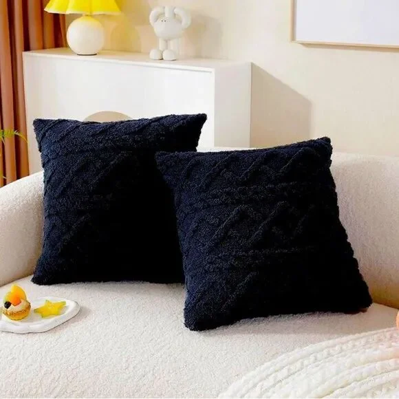 WHO KNOWS - ONE Throw Pillow w/NEW Cover. Cable Knit Pattern Polyester