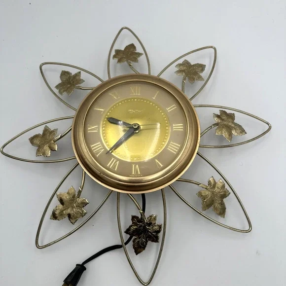Vintage Gold MCM United Starburst Ivy Leaves Electric Wall Clock
