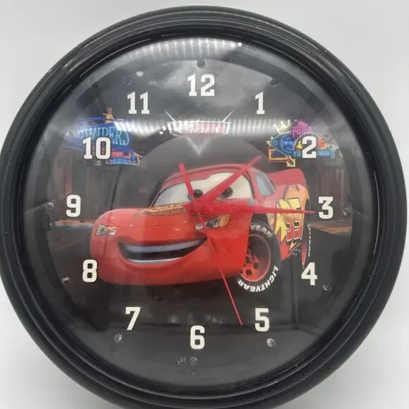 Vintage Disney Pixar Cars Lightning McQueen Wall Clock Read Description