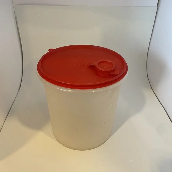 Vintage Tupperware Super Saver Large Round‎ Storage Container Pour Spout Lid