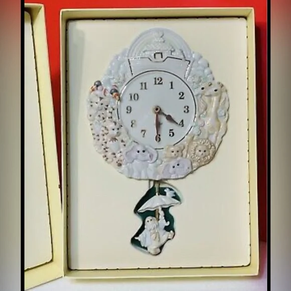 Lenox Noahs Ark Ivory China Wall Clock With Pendulum w/Original Box, Cards
