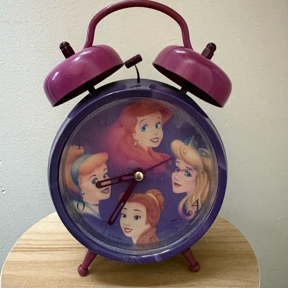 vintage Disney Princess twin bell battery-operated analog alarm clock