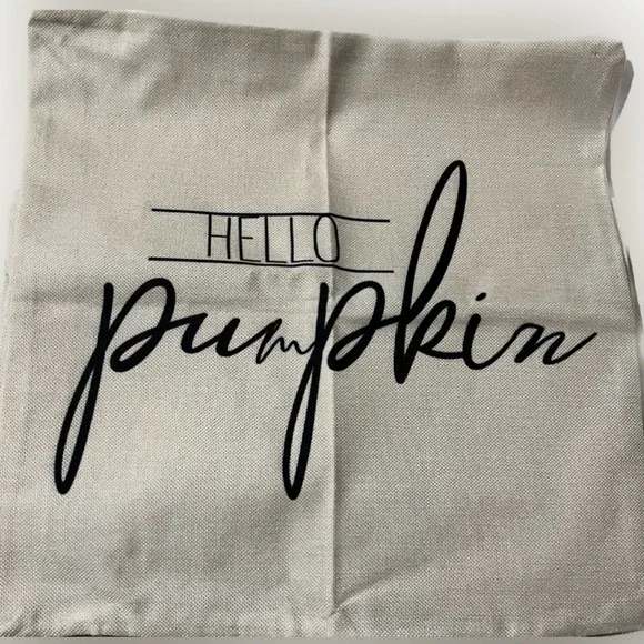 🔴NWOT Pillow Cover Hello Pumpkin Zipper Closure Cream Black Square Accent