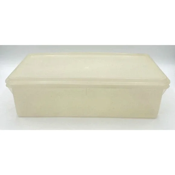 Vintage Tupperware Kracker Keeper Container 677-2 w/ Lid SKU U188