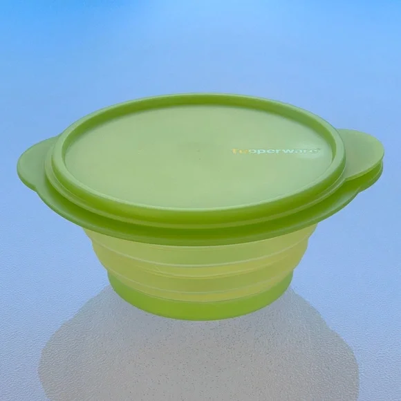 Tupperware Lime Green Space Saving Collapsible Pop-Up 3-Cup/700 mL Bowl with Lid