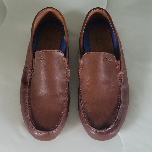CLARKS MARKMAN PLAIN LOAFERS 11 DARK TAN