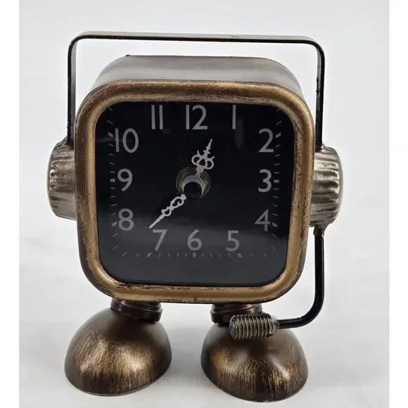 Retro Steampunk Robot Table Clock Industrial Style Desk Shelf Uses AA Battery