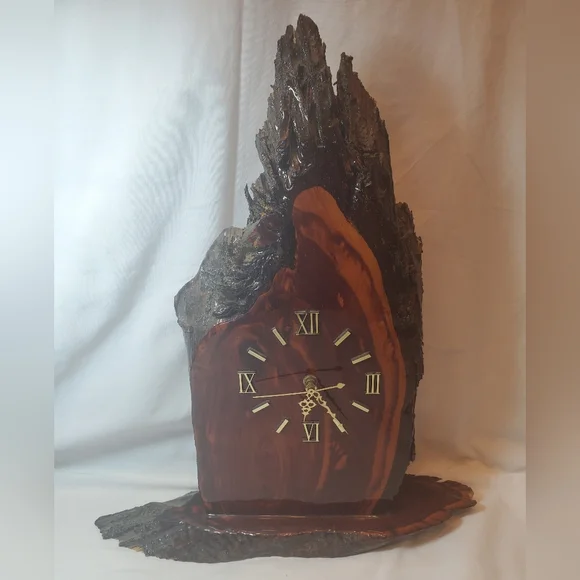 Beautiful Live Edge Handcrafted Vintage Wood Mantle Desk Table Wall Clock