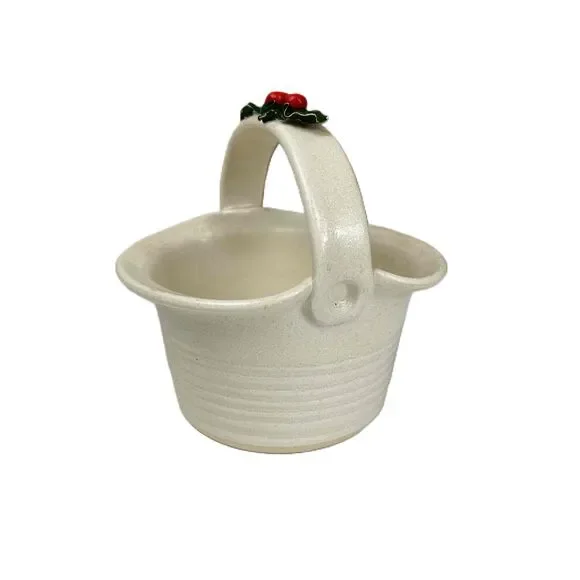 Rob Bartee Pottery Ivory Christmas Basket Clay Earthware Home Decor‎ Vintage