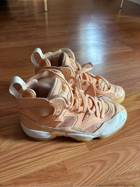 Jordan High-Top Sneakers in Peach/White 7 US