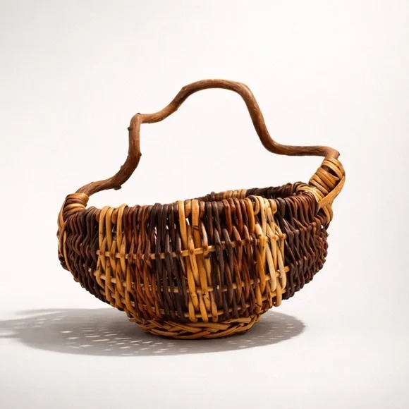 STUNNING BOHO STATEMENT DISPLAY BASKET WITH DRIFTWOOD HANDLE‎
