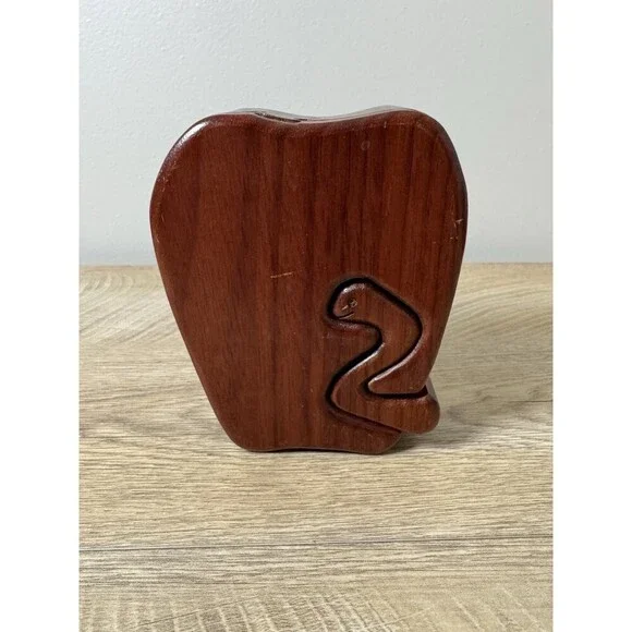 Wooden APPLE with CUTE WORM Puzzle Jewelry Trinket Box Gift Teacher Unique