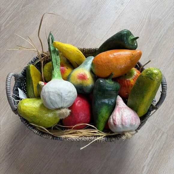 Vintage Paper Mache Fruit‎ And Vegetables Set Of 16 Colorful And Funky + Basket
