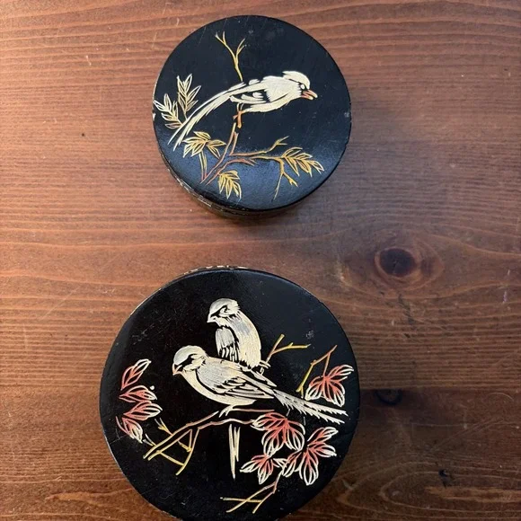 Vintage‎ Lacquered Trinket Boxes 3