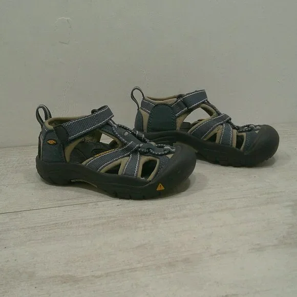 KEEN Kids Hiking Outdoor Sandals Newport Waterproof Gray Blue Size 10 EU 27/28