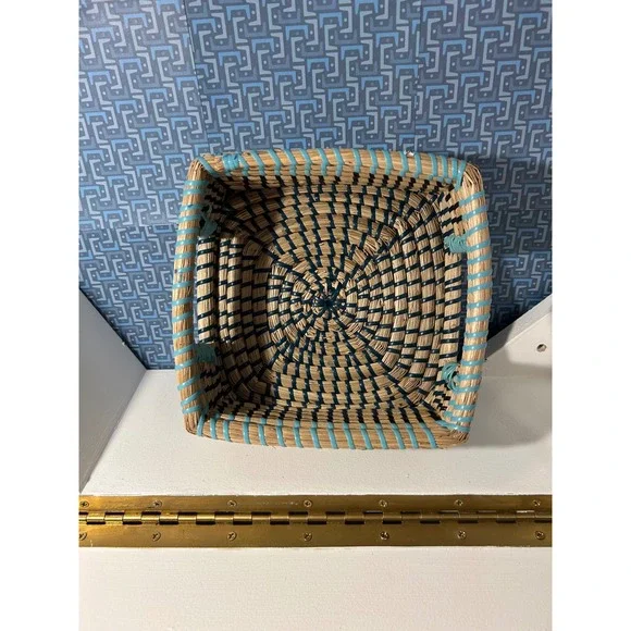 Handwoven Square‎ Seagrass Basket Turquoise Navy Blue Spiral Decorative Tray