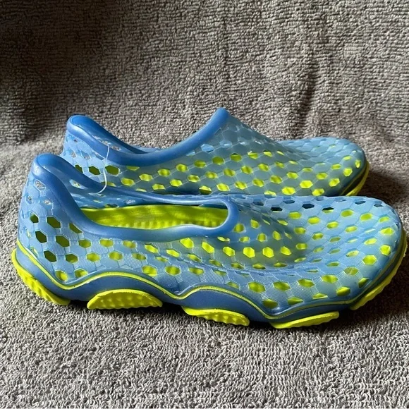 Water Shoes‎ Unisex Size 11-12 Blue-Green Slip On/Off Flats