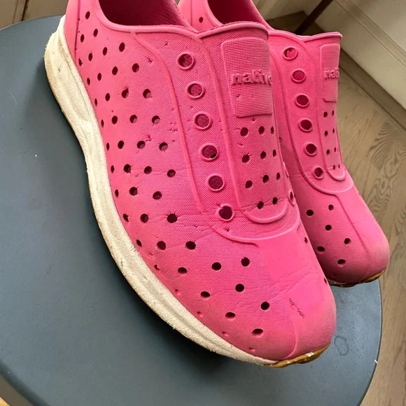 Native Pink Water‎ Shoes Lightweight Perforated Design