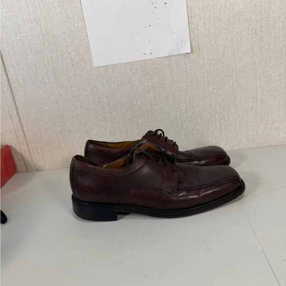 Bostonian Dark‎ Brown Leather Oxfords