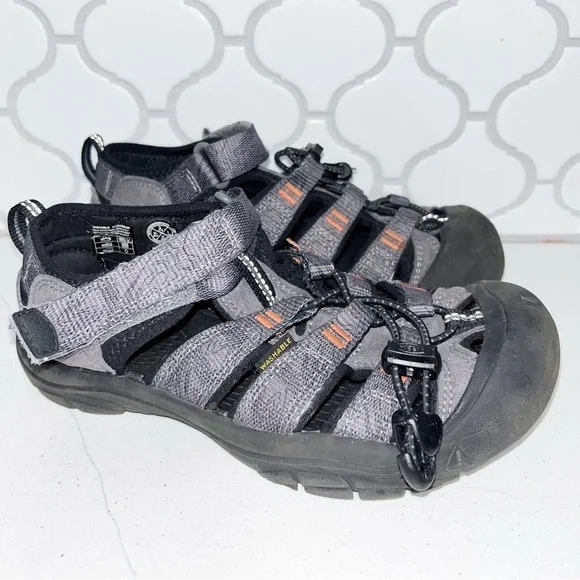 Keen Newport Waterproof Youth Size 2 Sport Sandals Grey