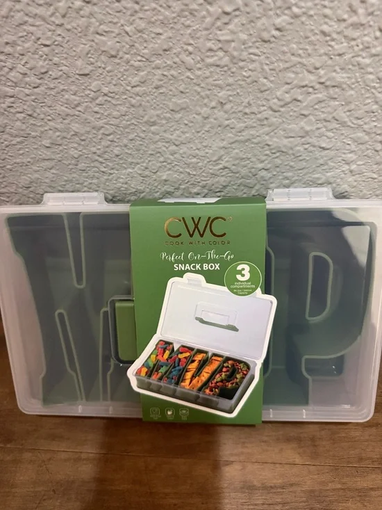 CWC Perfect On-The-Go Snack Box in Green MVP New
