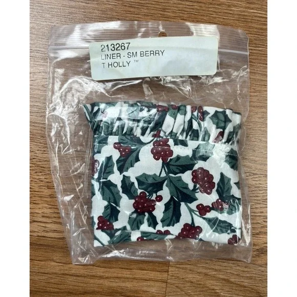 Longaberger Fabric Liner for Small Berry Basket, Traditional Holly 213267 NEW
