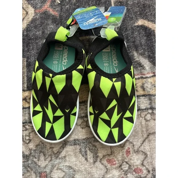 Speedo Boys Size 7 8 Beach Booties - Black/Neon-Green, Medium (7-8)