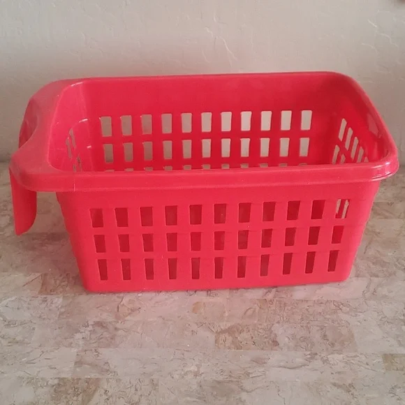 Red Plastic Basket w/handle