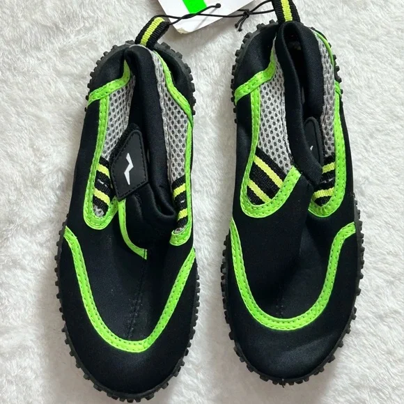 Norty Footwear Kids Black and Green Water Shoes Size 12