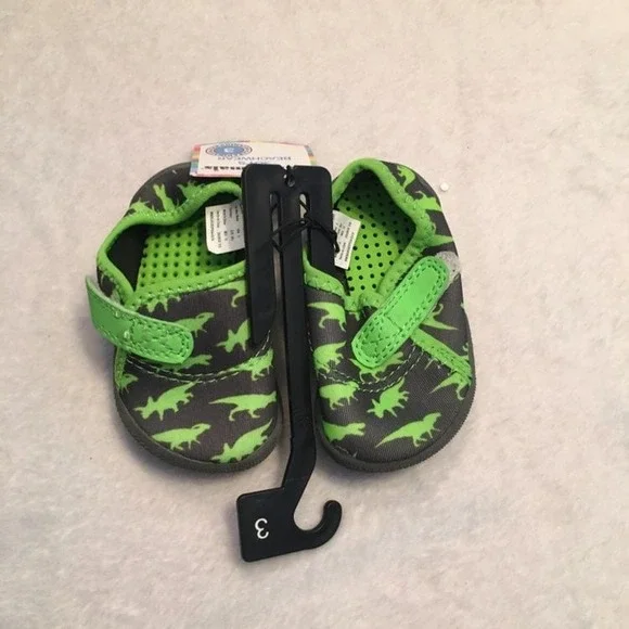 New with tags baby‎ dino watershoes size 3 sneakers sandals