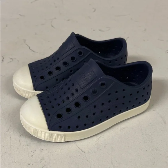 Native Jefferson Slip-on Sneakers Toddler/Little Kid Water Shoe Navy Blue Size 7