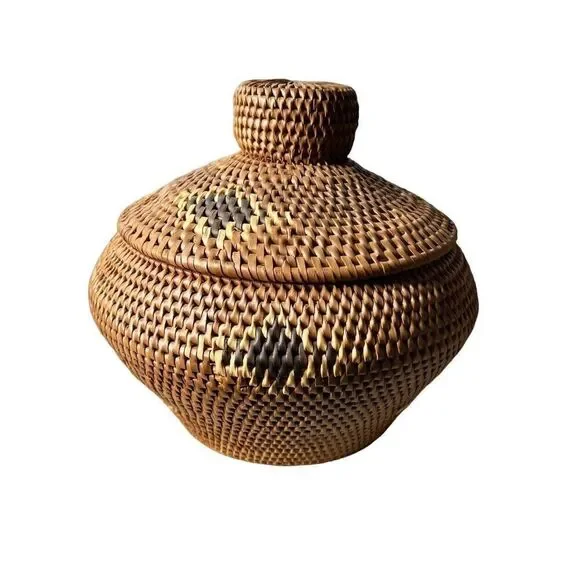 Vintage Hand Woven basket with lid 6 X 7
