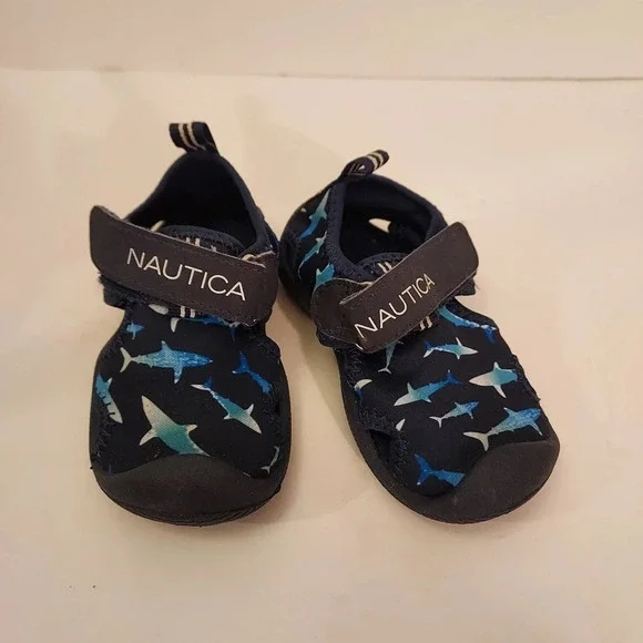 Nautica Shark Print Protective Water Shoes, Closed-Toe Sport Sandal in Size 5