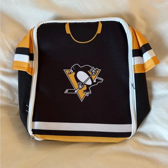 BNWOT Pittsburgh‎ Penguins Hockey Black and Gold Lunch Bag Cooler