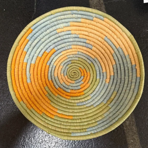 Rwanda Sweetgrass Woven Basket Wall Hanging 11.5” Handmade African Bowl