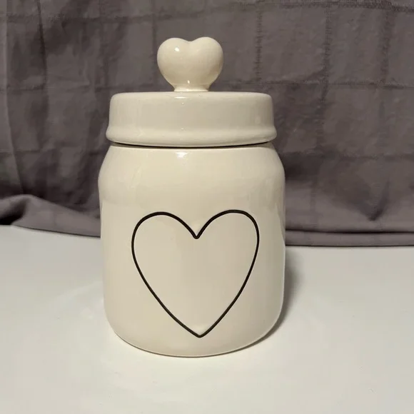 New Rae Dunn ivory canister with heart on the lid.