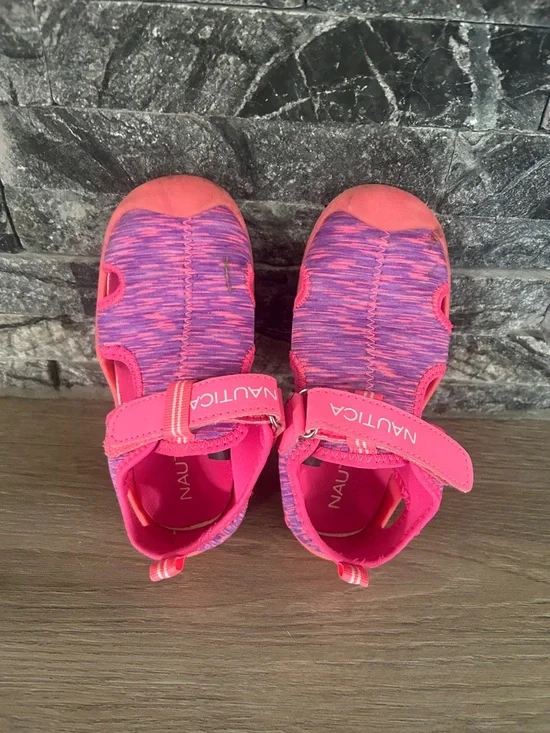Nautica Kids Bright Pink and Purple Slip-On Water Shoes Size 9‎