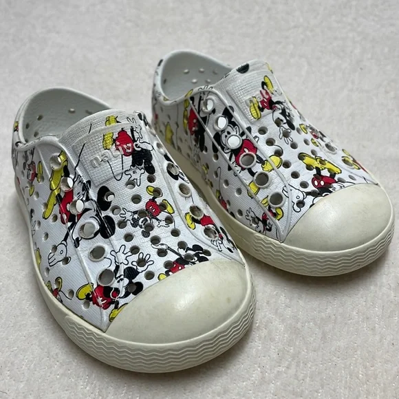 NATIVE Jefferson Disney Mickey Mouse Slipon Shoes Size C5