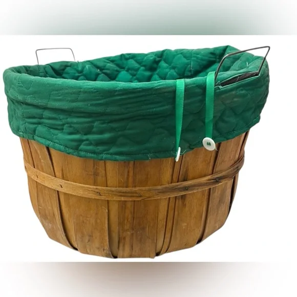 VTG Wooden Apple Orchard Bushel Basket Primitive Handles W/ Green Liner Pockets