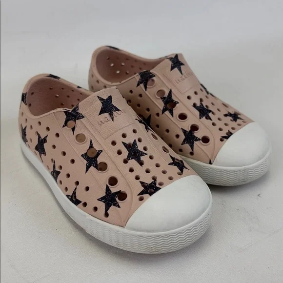 NATIVE Jefferson Slip On Sneakers Tan Black Stars Waterproof Size C6