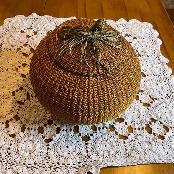 Woven Decorative Pumpkin Basket Lid Fall Autumn Harvest Thanksgiving Apprx 10.5