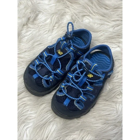 New Balance Toddler Shoes Size 7.5‎ Water Hiking Outdoor Blue Pull On Unisex EUC